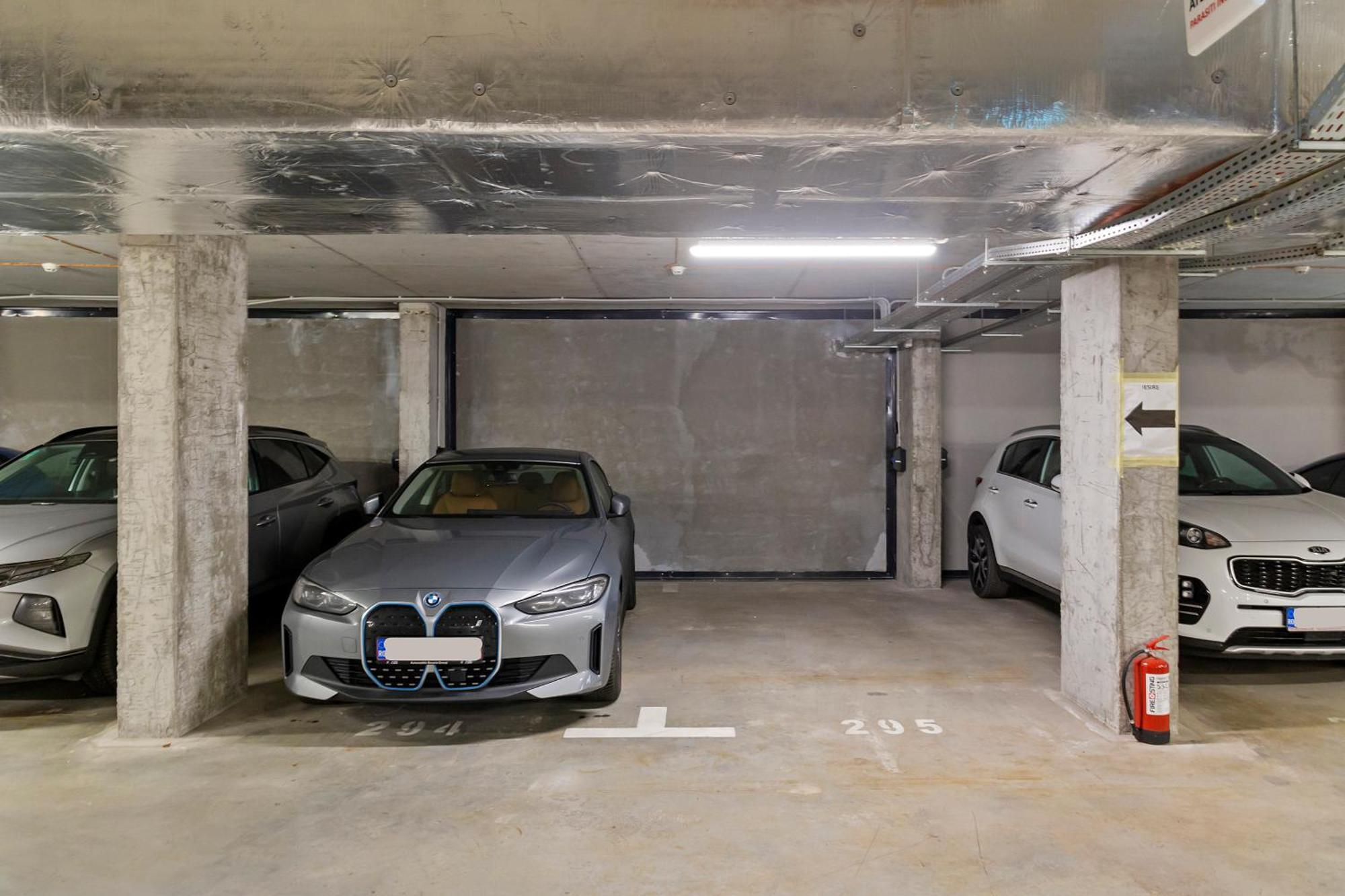 Mido Park Apartment With Private Parking & Self Check-In Bukarest Kültér fotó
