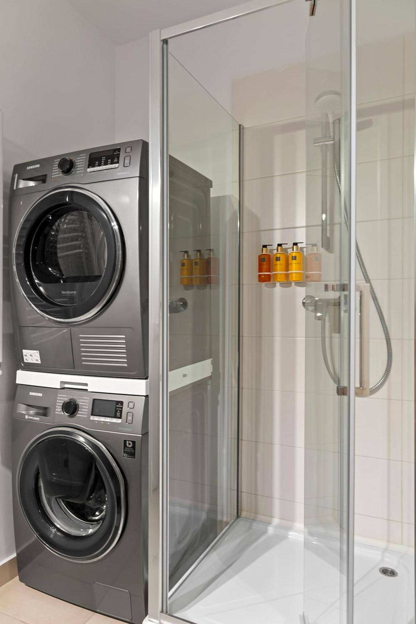 Mido Park Apartment With Private Parking & Self Check-In Bukarest Kültér fotó